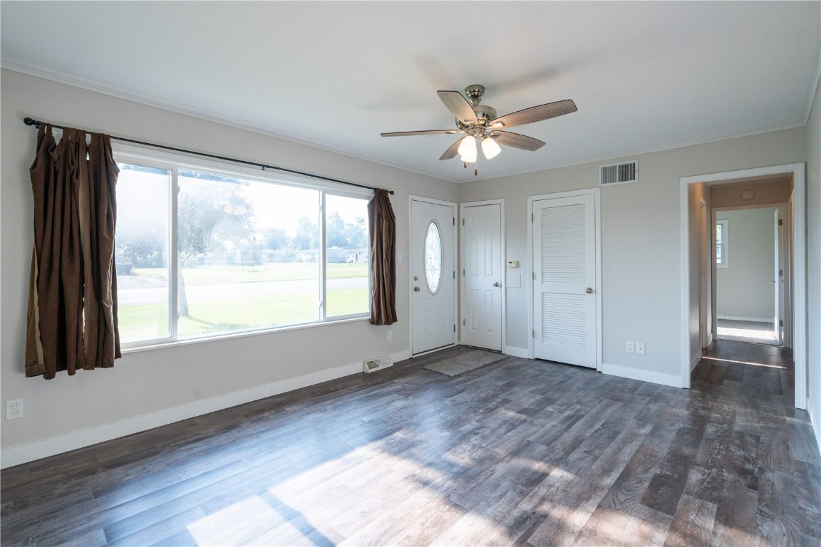 5540 J Street SW Cedar Rapids IA 52404