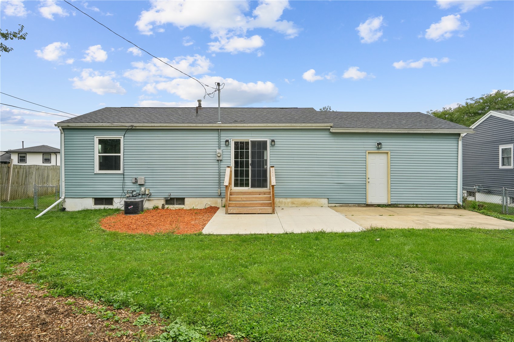 311 Cherry Hill Road NW Cedar Rapids IA 52405