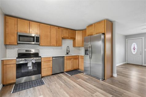 311 Cherry Hill Road NW Cedar Rapids IA 52405