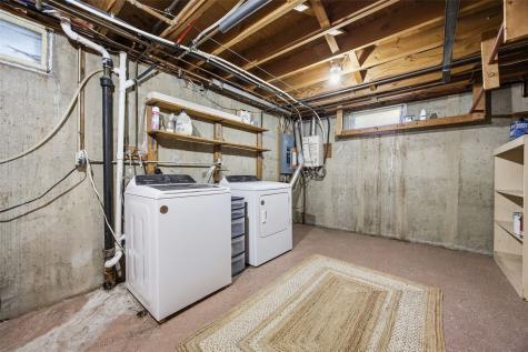 2765 1st Avenue Marion IA 52302