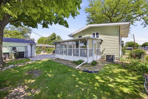 2765 1st Avenue Marion IA 52302