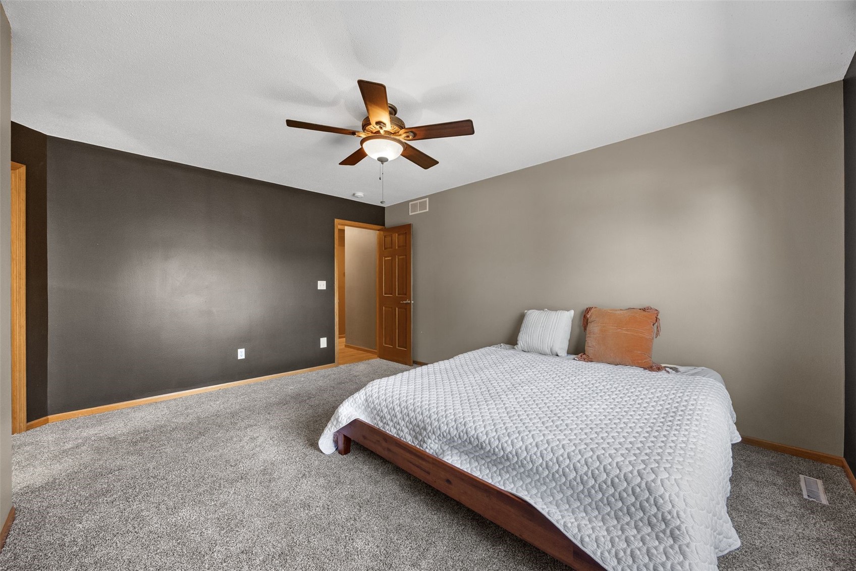 24 Sumter Avenue Lisbon IA 52253