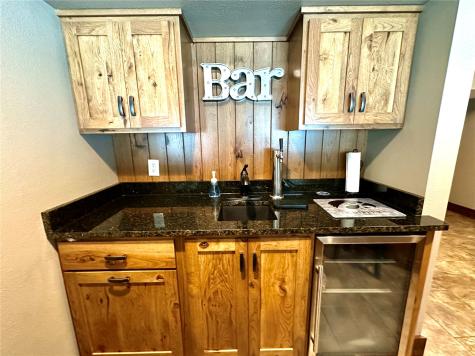 22608 262nd Street Delhi IA 52223