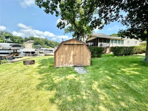 22608 262nd Street Delhi IA 52223