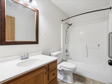 1515 48th Marion IA 52302