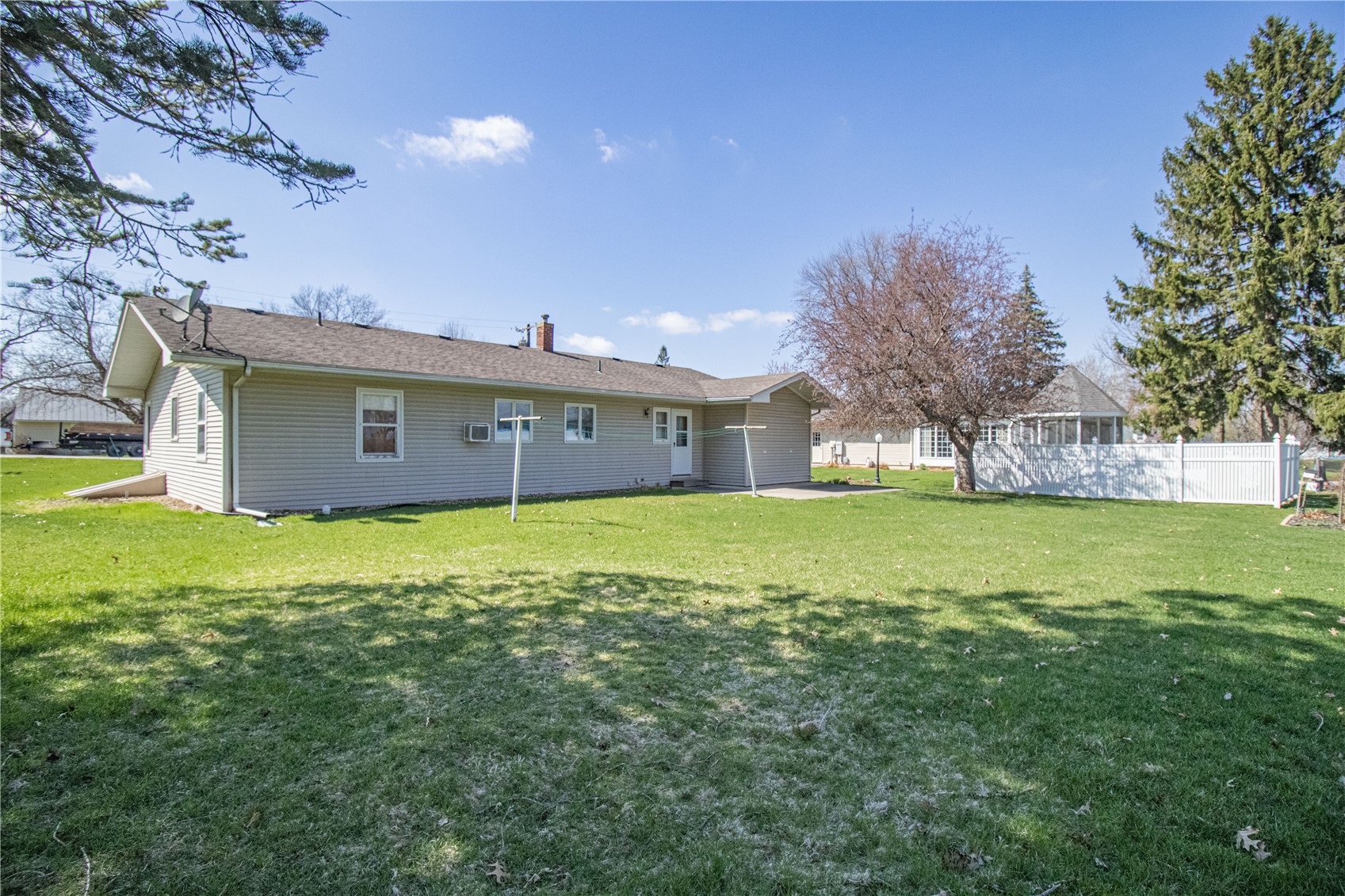 501 S Oak Street Anamosa IA 52205