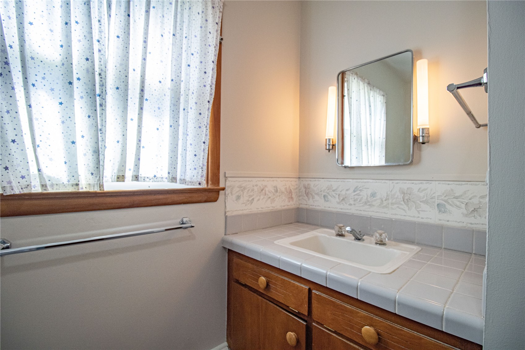 501 S Oak Street Anamosa IA 52205