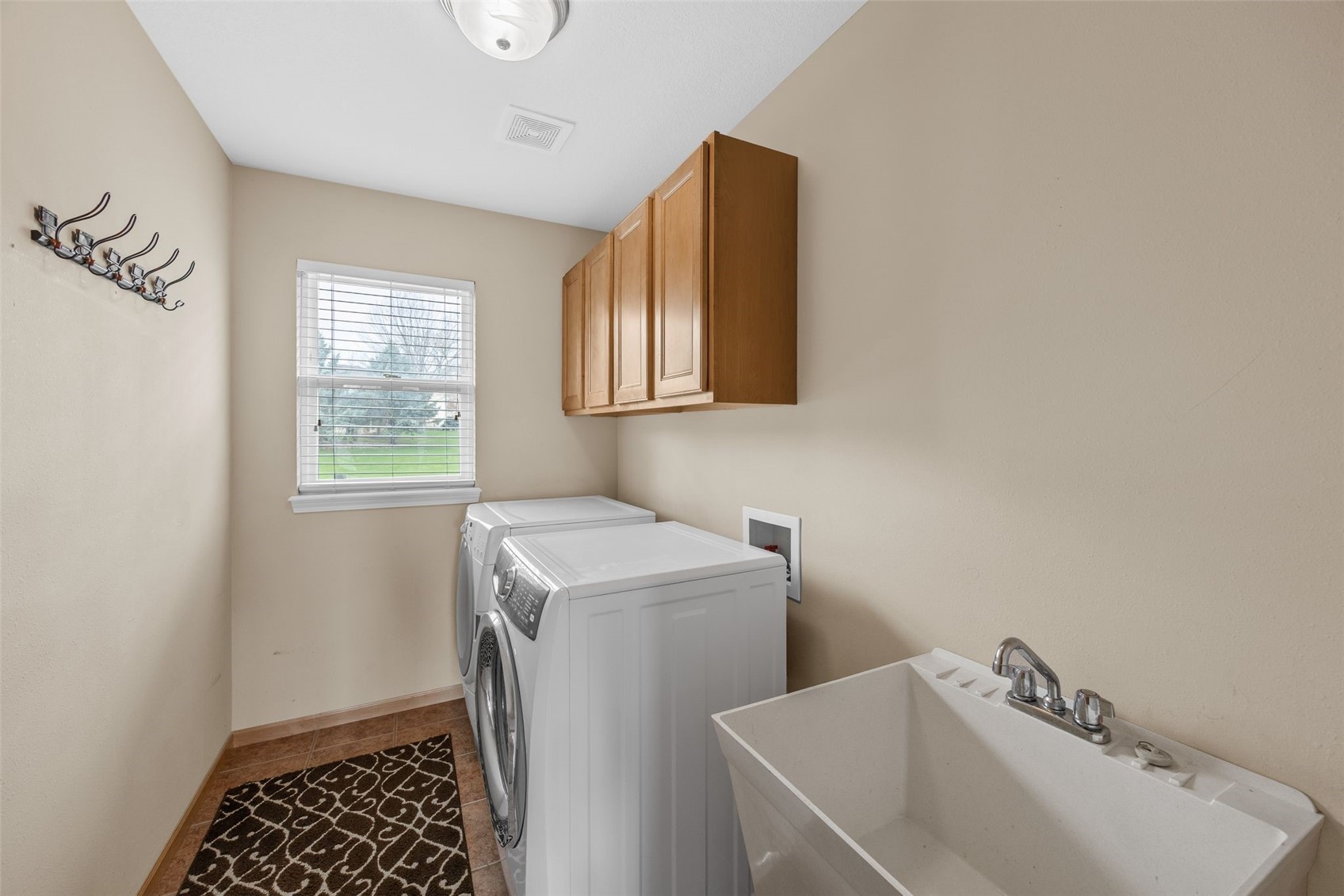 2812 Broken Woods Drive Coralville IA 52241
