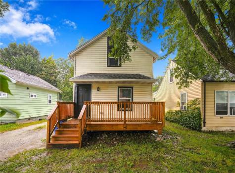 1122 32nd Street NE Cedar Rapids IA 52402