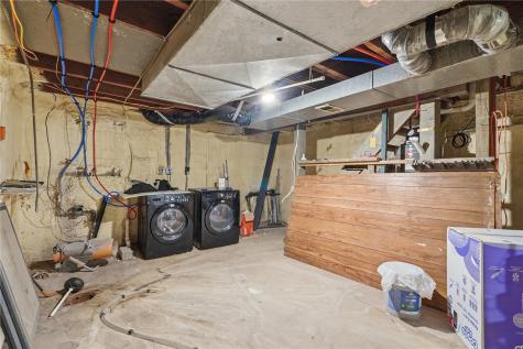 1122 32nd Street NE Cedar Rapids IA 52402