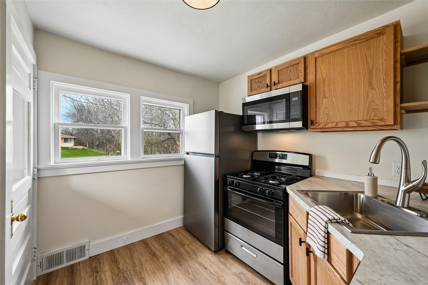 28 W Maple Street Central City IA 52214