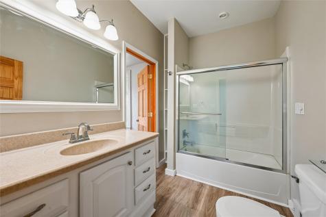 28 W Maple Street Central City IA 52214