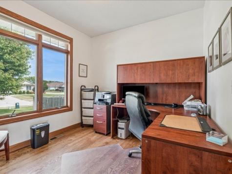 529 Jefferson Court Center Point IA 52213