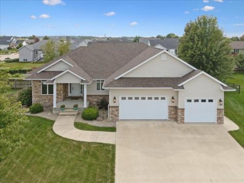529 Jefferson Court Center Point IA 52213