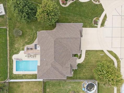529 Jefferson Court Center Point IA 52213