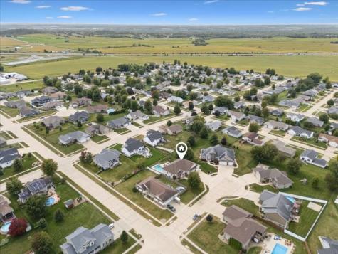 529 Jefferson Court Center Point IA 52213