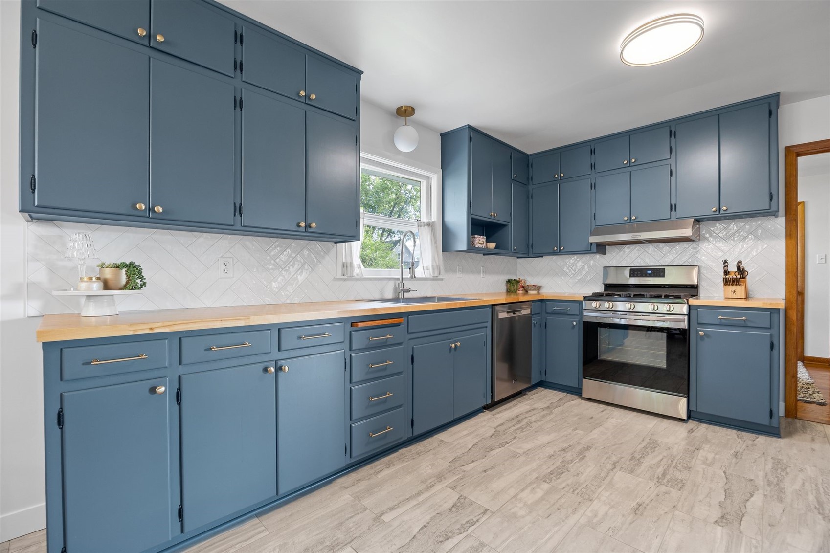 200 Hubbell Street Martelle IA 52305