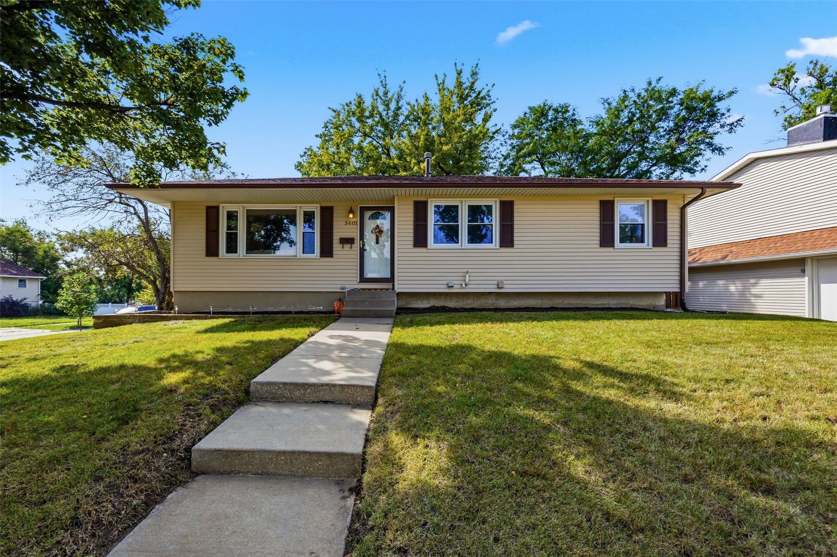 3601 2nd Avenue SW Cedar Rapids IA 52404