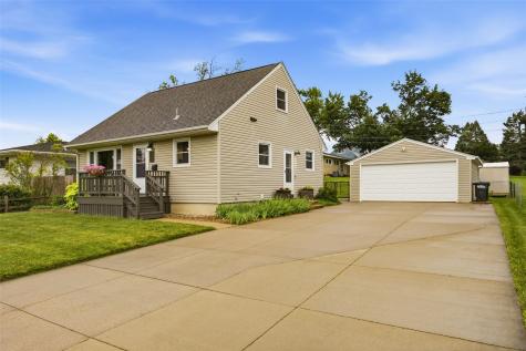 1145 A Avenue Marion IA 52302