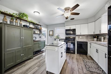 1145 A Avenue Marion IA 52302