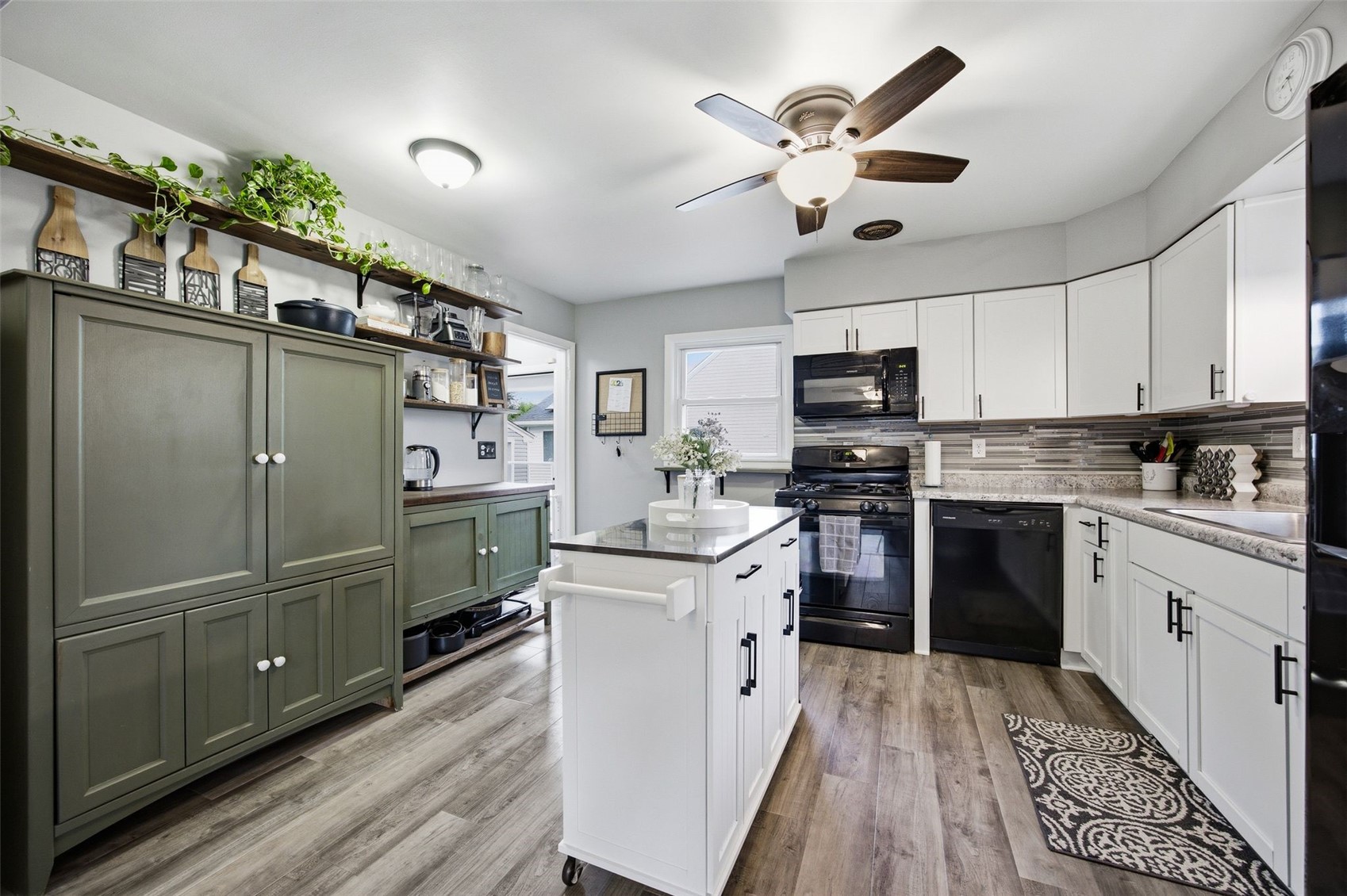 1145 A Avenue Marion IA 52302