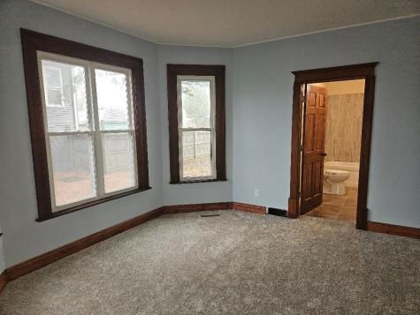 1806 8th Avenue Belle Plaine IA 52208