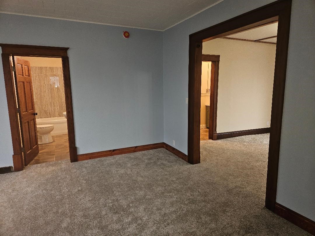 1806 8th Avenue Belle Plaine IA 52208