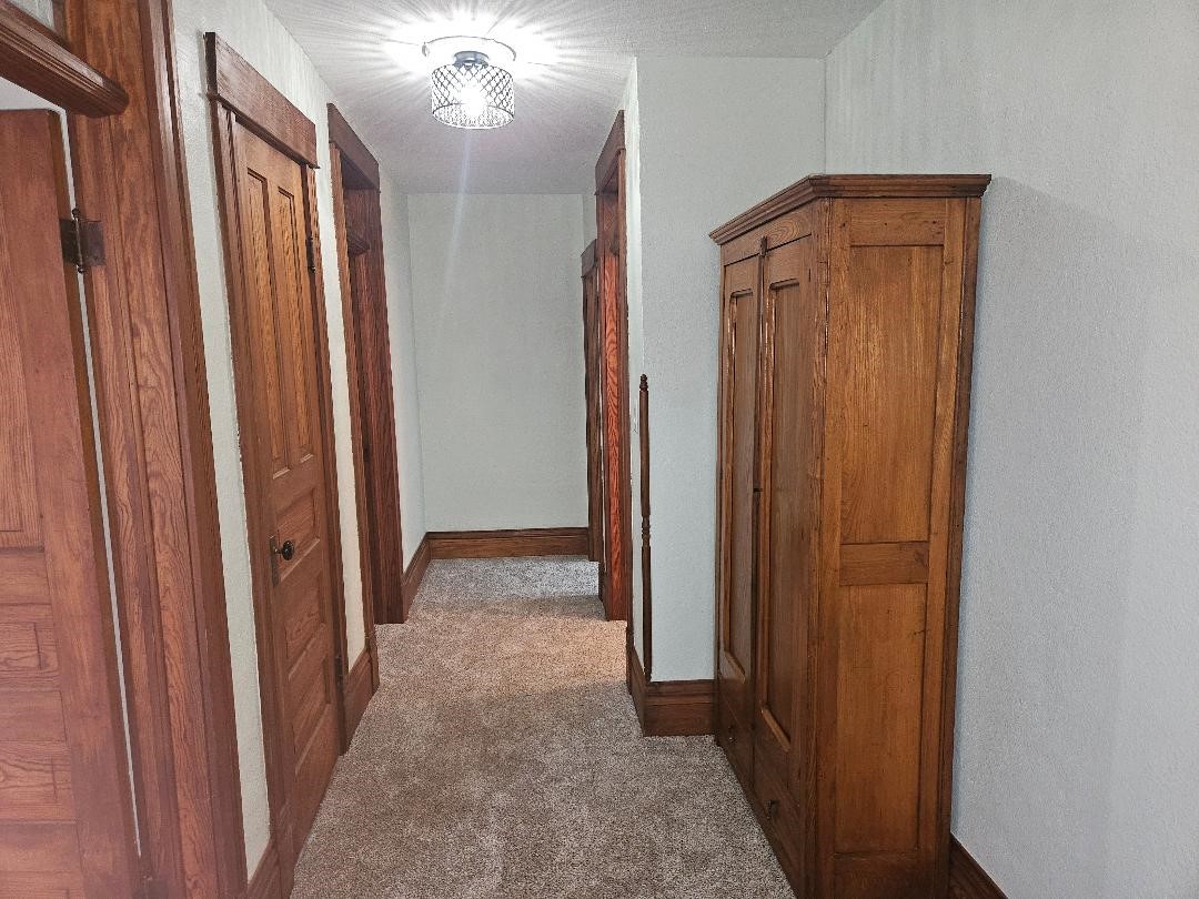 1806 8th Avenue Belle Plaine IA 52208