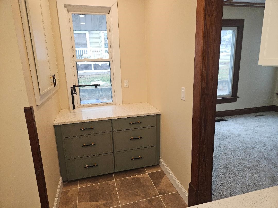 1806 8th Avenue Belle Plaine IA 52208