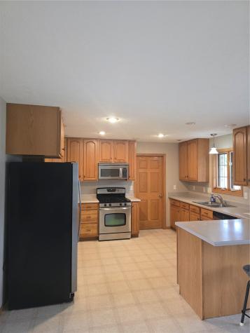 211 Eisenhower Drive Wyoming IA 52362