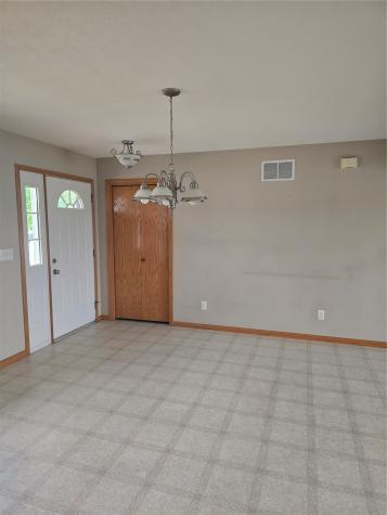 211 Eisenhower Drive Wyoming IA 52362