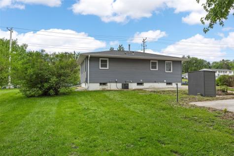 3030 O Avenue NW Cedar Rapids IA 52405