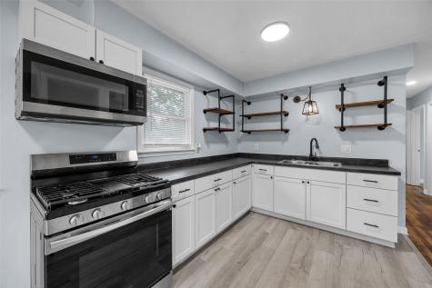 3030 O Avenue NW Cedar Rapids IA 52405