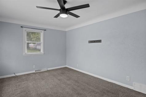 3030 O Avenue NW Cedar Rapids IA 52405