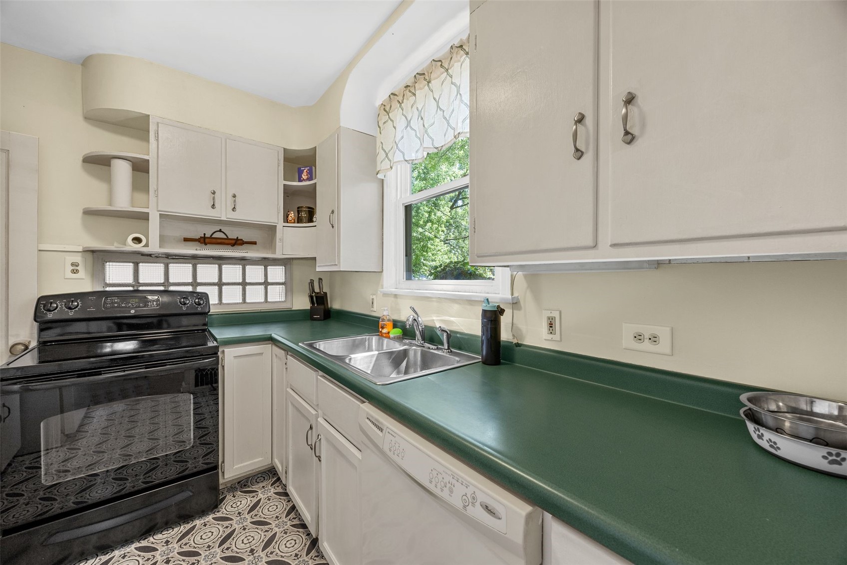 411 22nd Street Cedar Rapids IA 52402