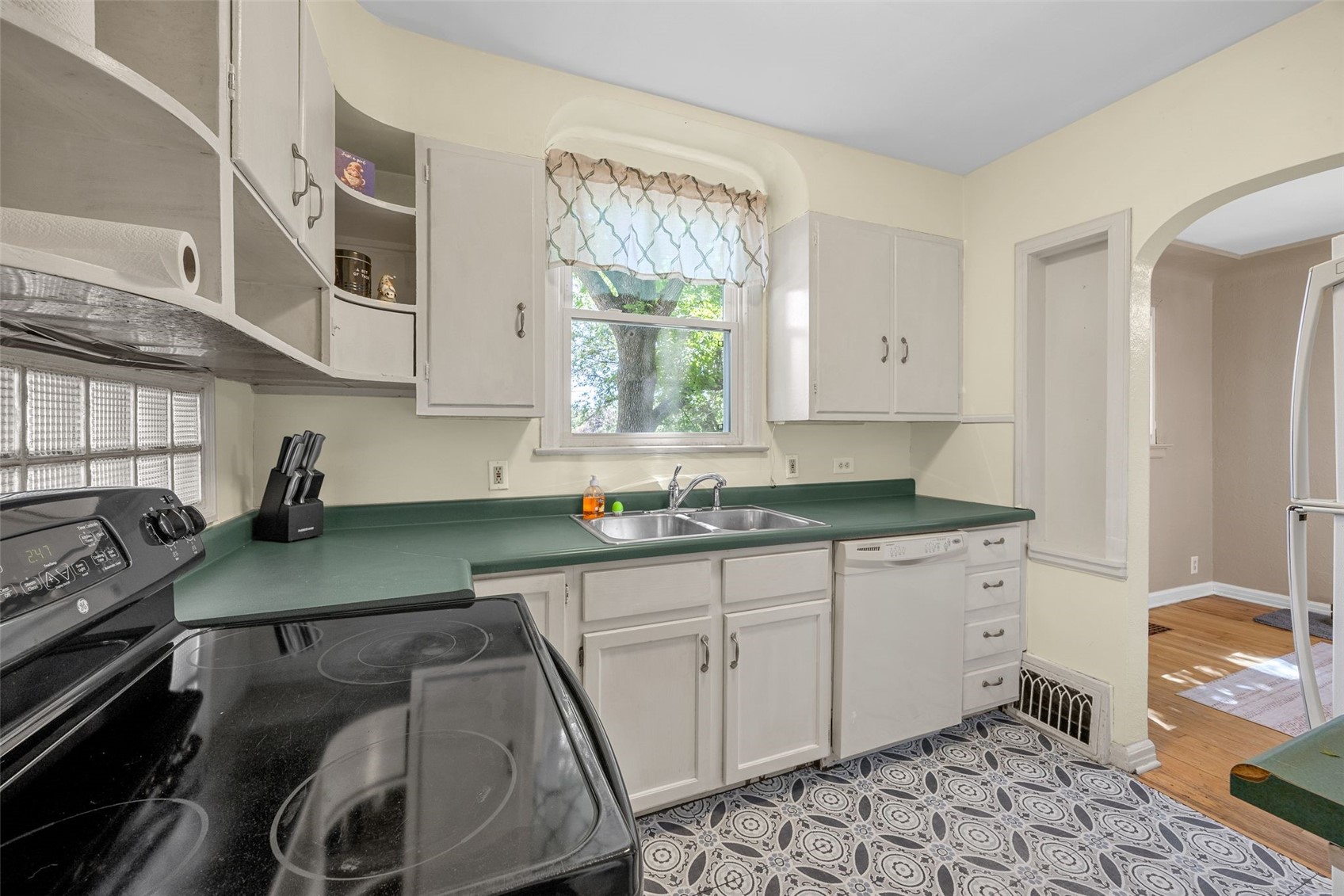411 22nd Street Cedar Rapids IA 52402