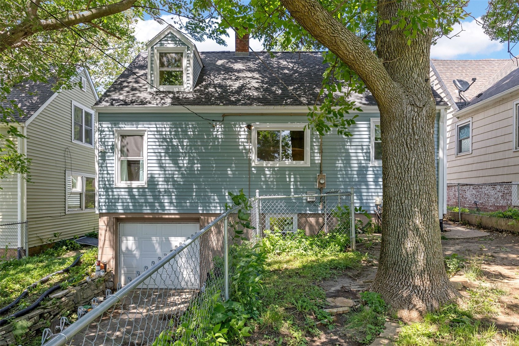 411 22nd Street Cedar Rapids IA 52402