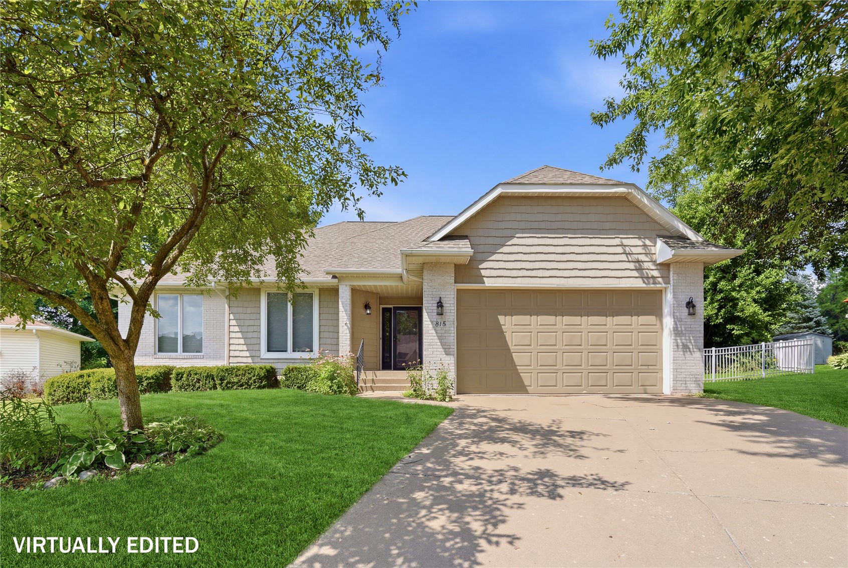 Muscatine IA, 315 Wood Creek Lane