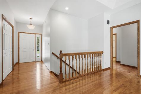 315 Wood Creek Lane Muscatine IA 52761
