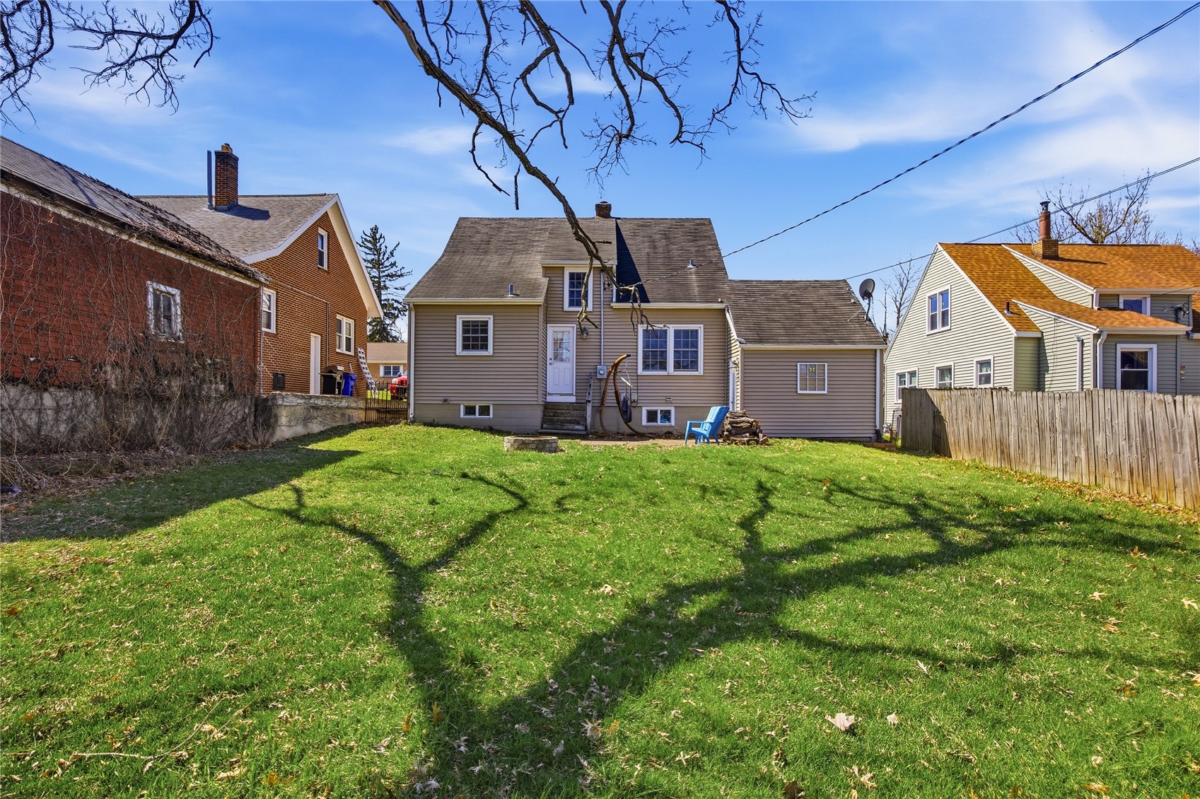 512 19th Street NE Cedar Rapids IA 52402