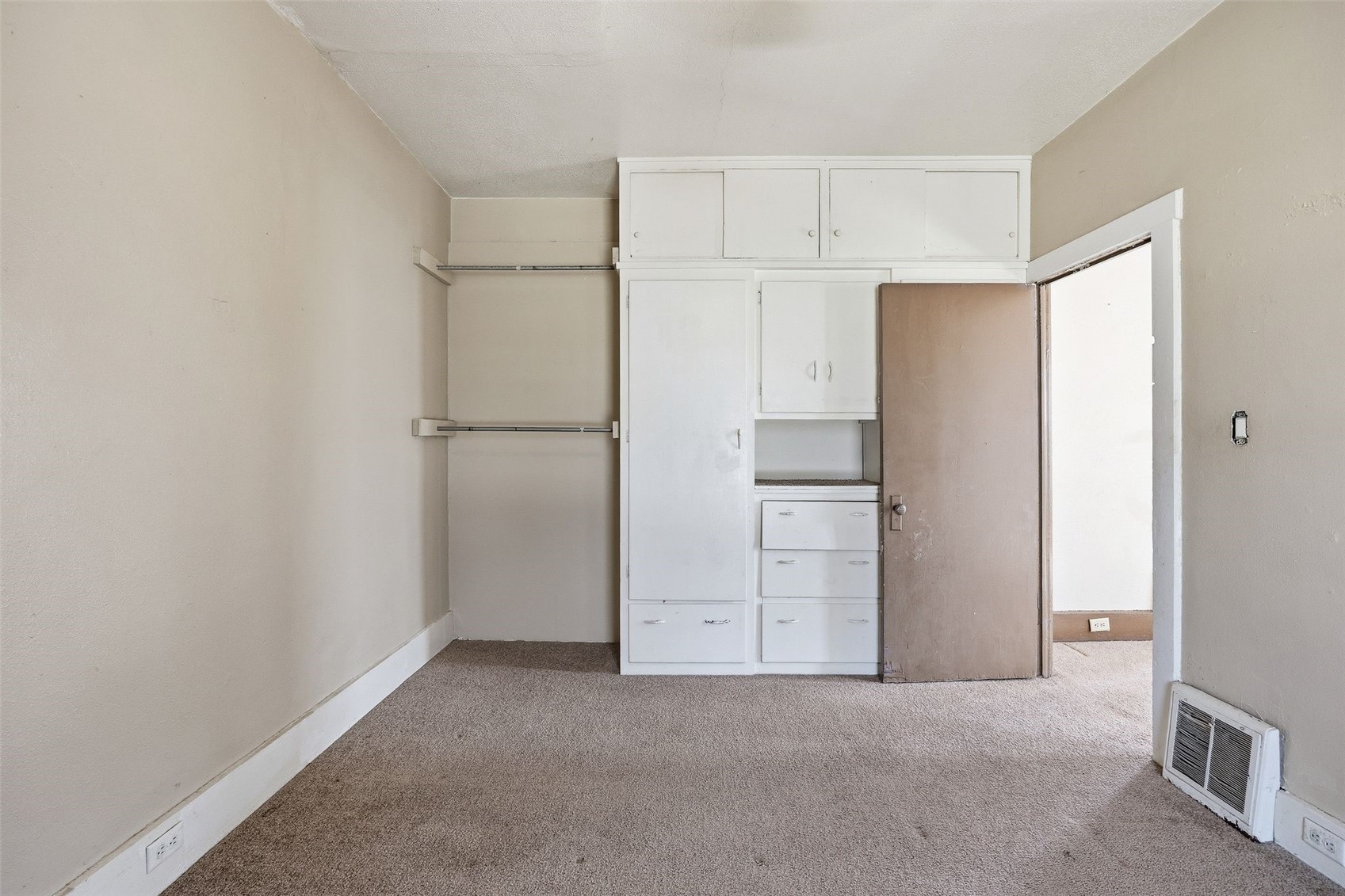 503 S Maple Street Monticello IA 52310