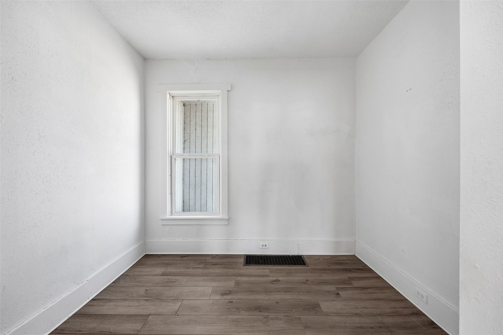 503 S Maple Street Monticello IA 52310