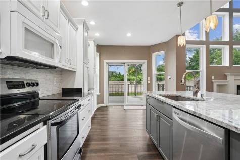 2654 Mulberry Court Marion IA 52302