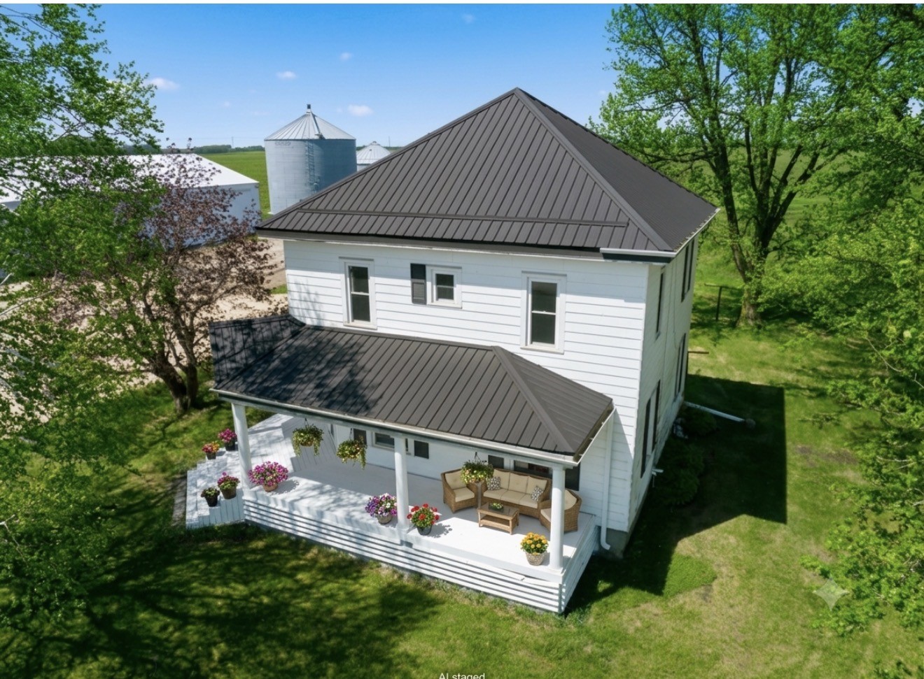 2921 220th Street Winthrop IA 50682