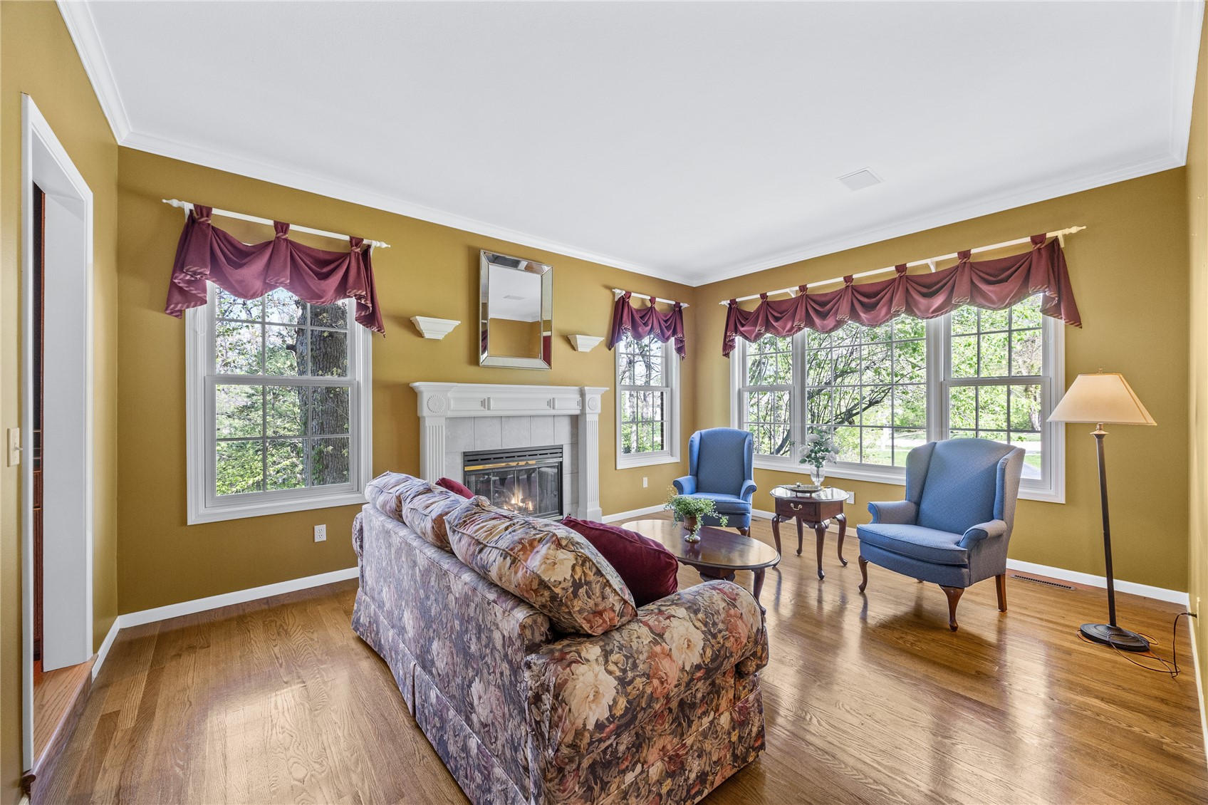 4899 Oak Grove Court NE Cedar Rapids IA 52411