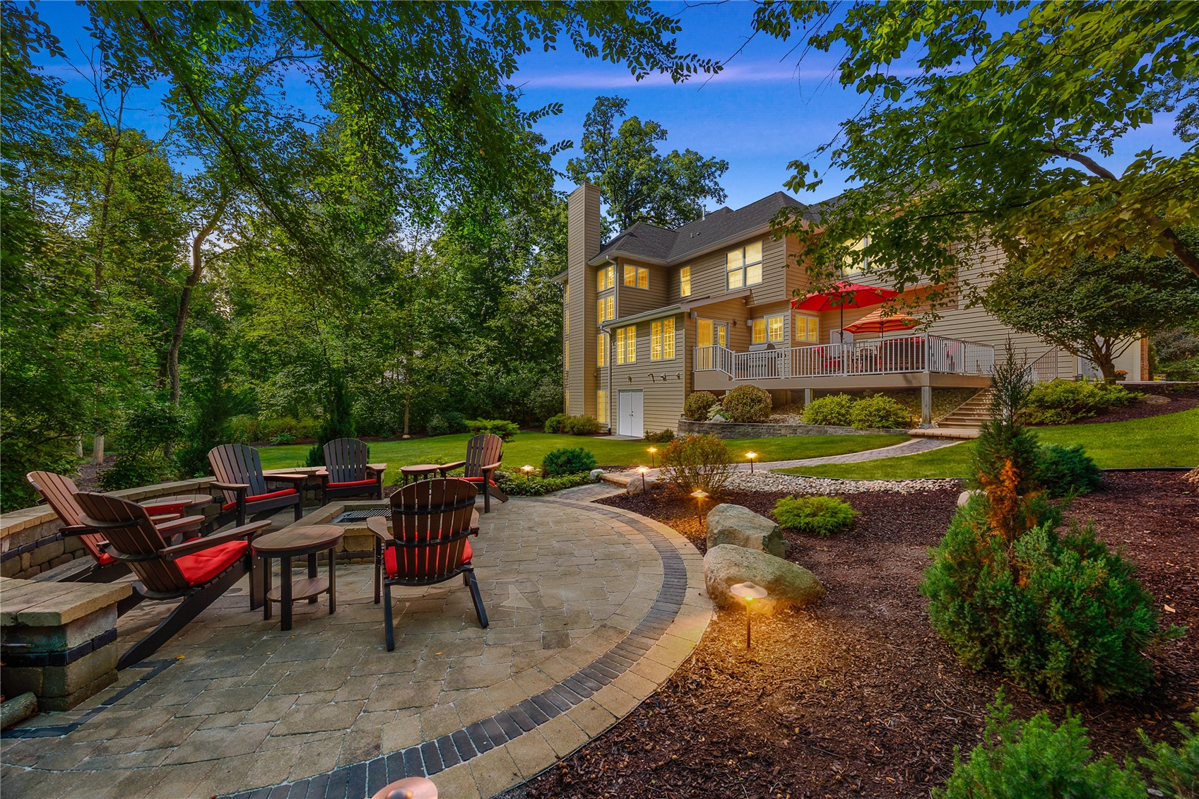 4899 Oak Grove Court NE Cedar Rapids IA 52411