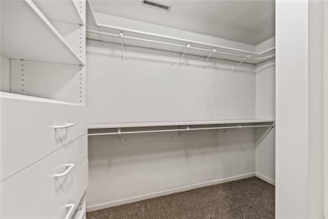 4899 Oak Grove Court NE Cedar Rapids IA 52411