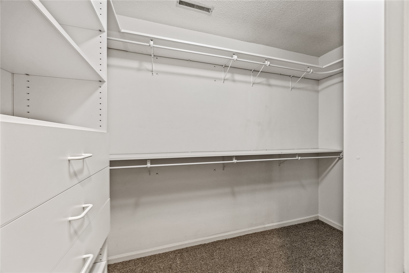 4899 Oak Grove Court NE Cedar Rapids IA 52411