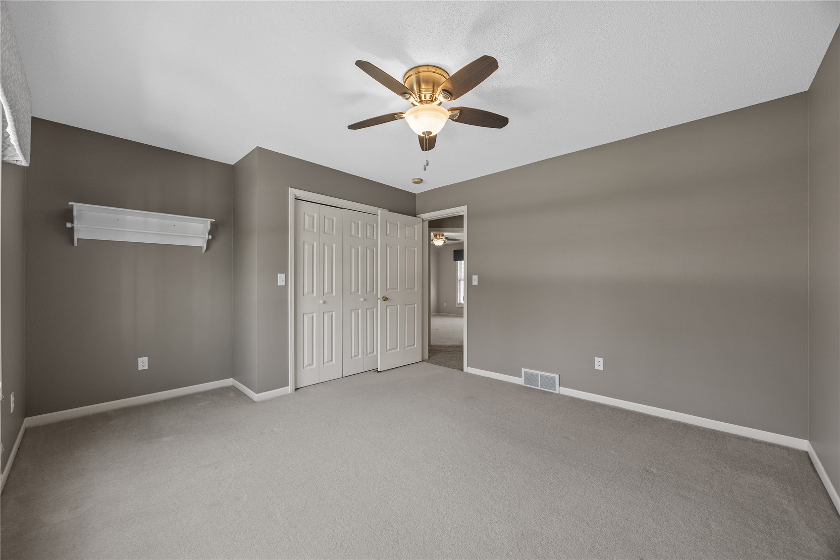 4899 Oak Grove Court NE Cedar Rapids IA 52411
