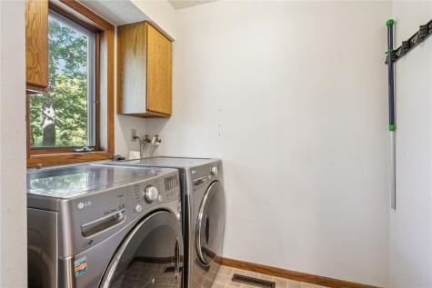 6030 Northridge Point Cedar Rapids IA 52403